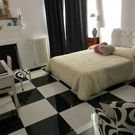 Dell'orologio 3* 아쿠아비바 델레 폰티