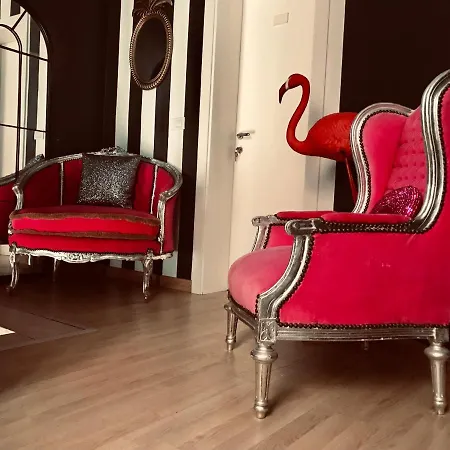 Dell'orologio B&B 아쿠아비바 델레 폰티