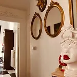 Oda ve Kahvaltı Dell'orologio