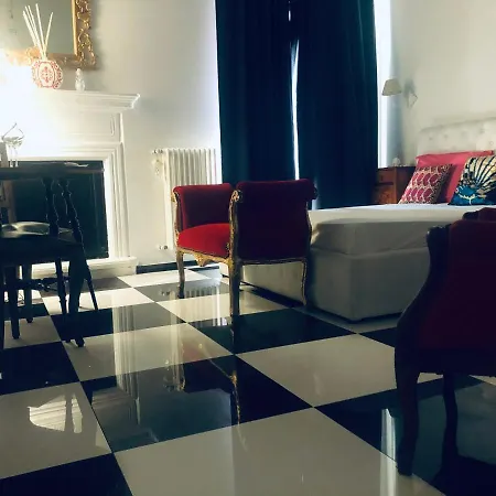 Dell'orologio Bed & Breakfast Acquaviva delle Fonti