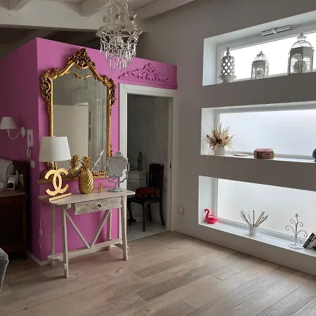 Dell'orologio Bed & Breakfast Acquaviva delle Fonti
