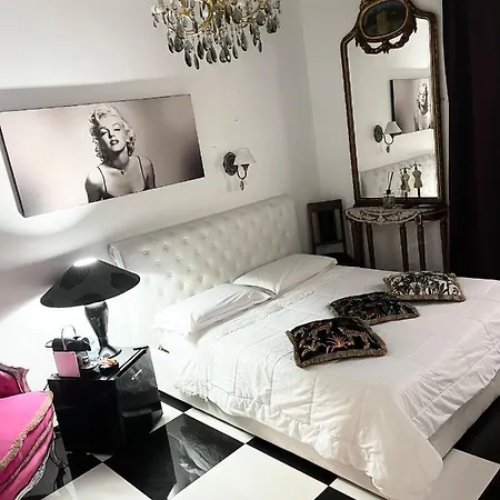 Dell'orologio Bed & Breakfast