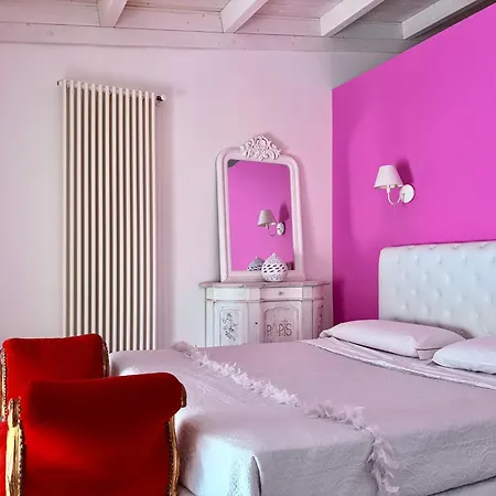 Dell'orologio Bed and Breakfast 3*